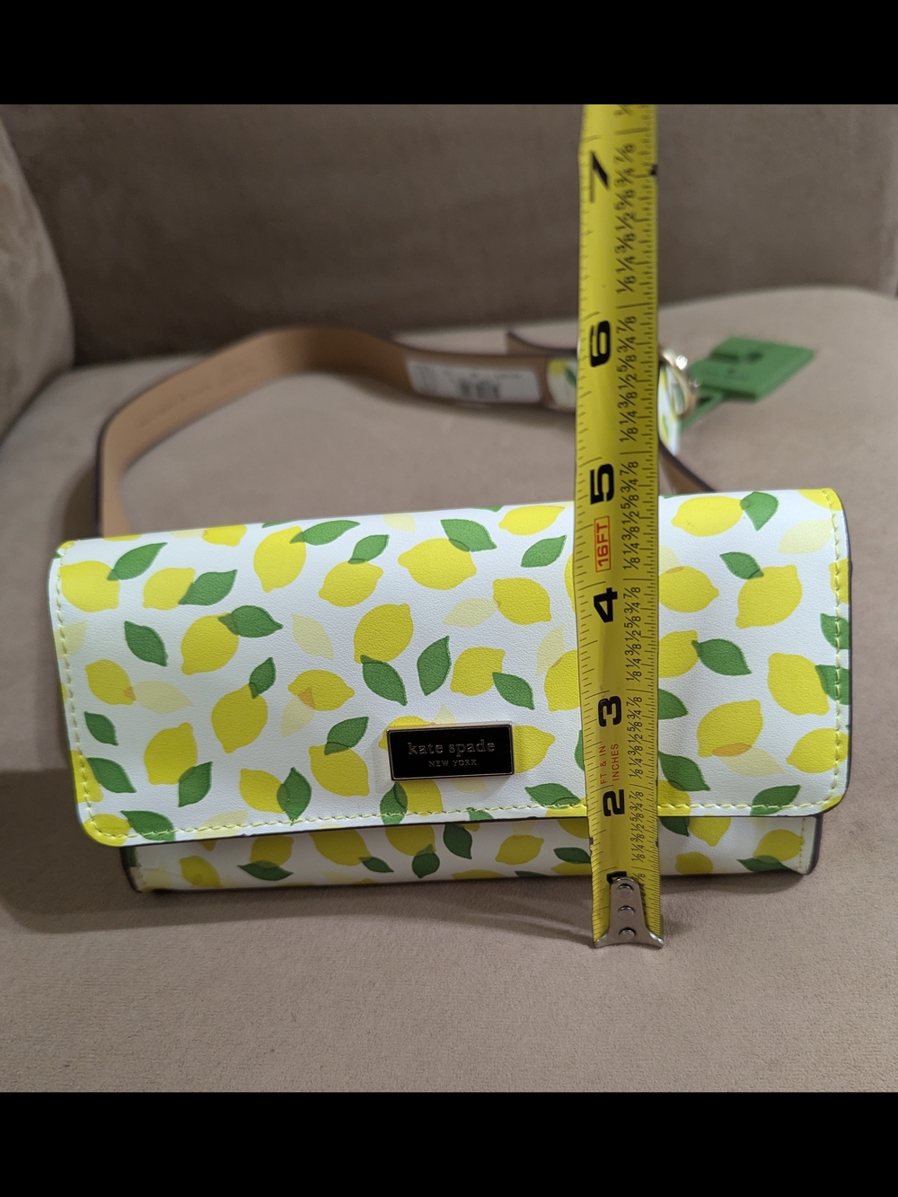 Kate Spade White Lemon Print Belt Bag with Green Leaves - Picture 4 of 10